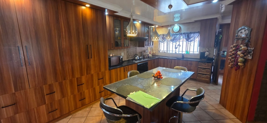 3 Bedroom Property for Sale in Flimieda North West